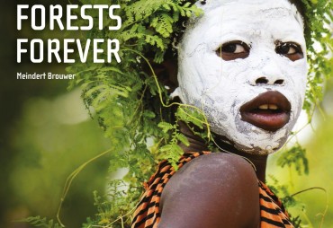 Avez-vous lu le livre de Meindert  Brouwer « Les Forêts d’Afrique Centrale pour toujours » ?